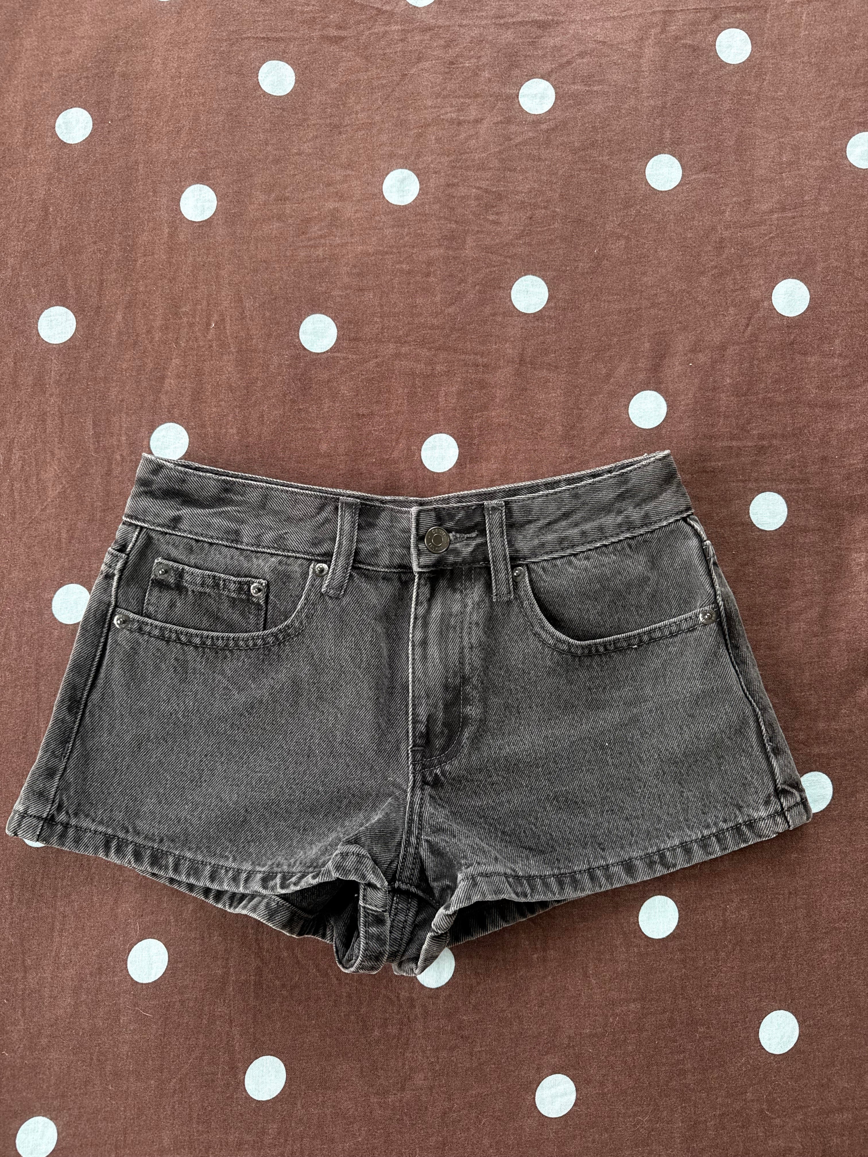 Glassons Shorts / Size 6