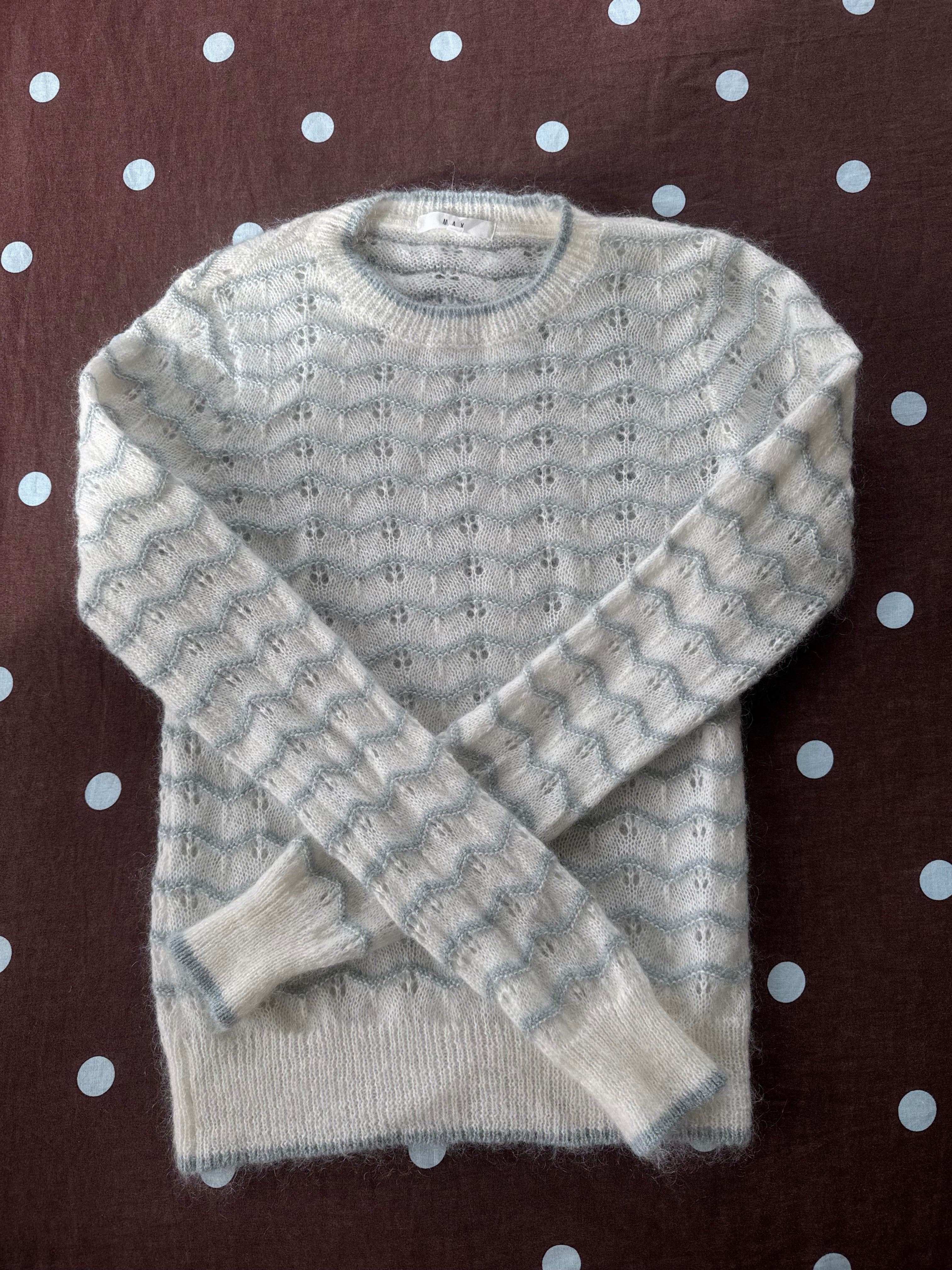 Max Knit / Size Small