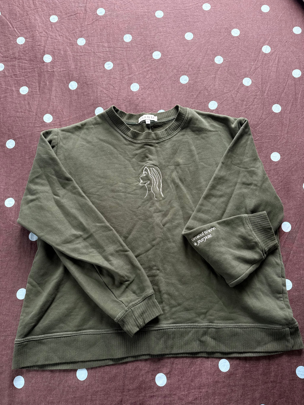 Lila by Liv Sweatshirt / Size M