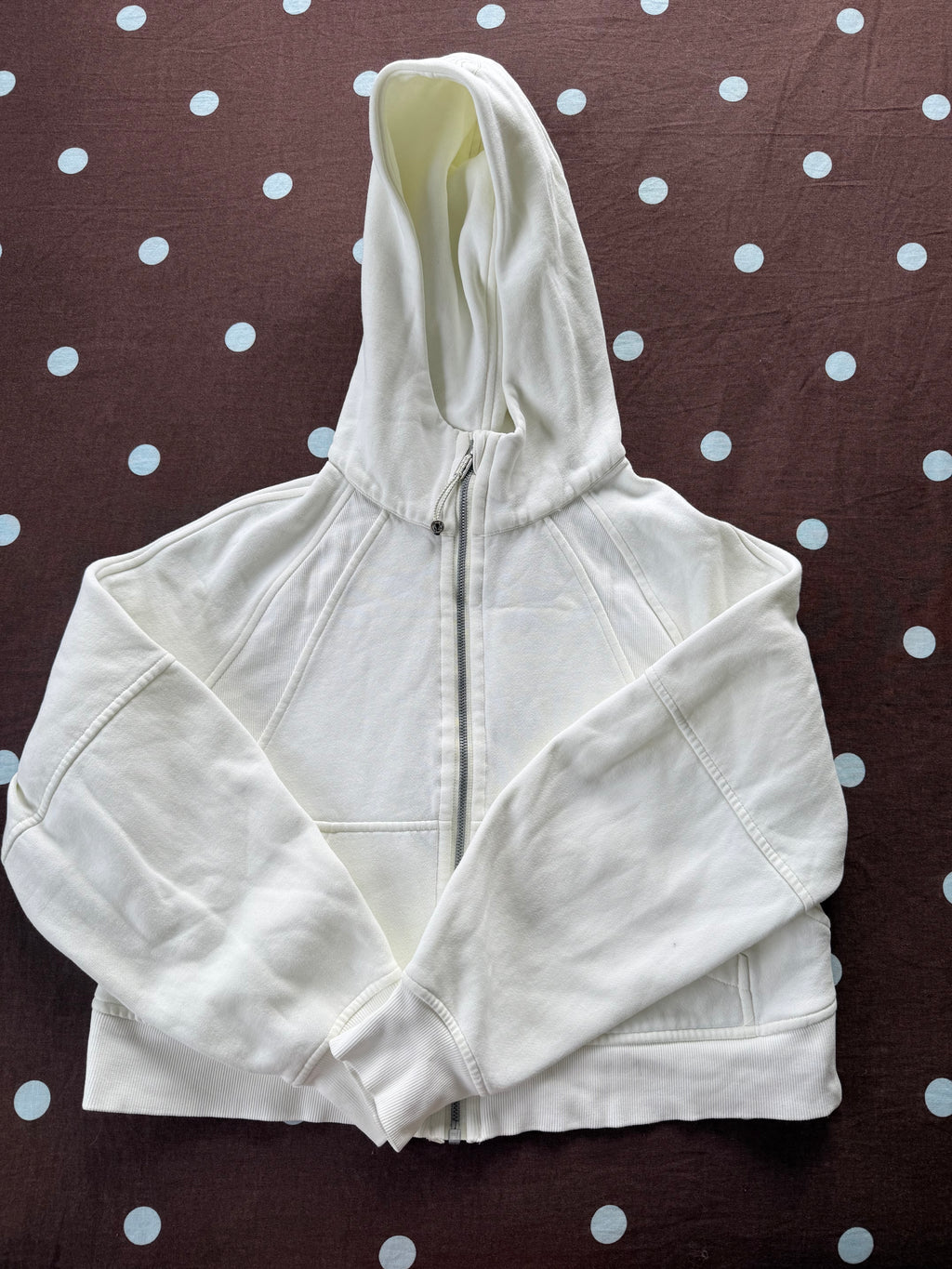 Lululemon Suba / Size L4