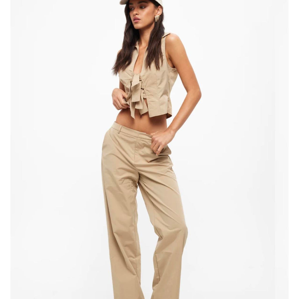 Lioness Pants / Size 8